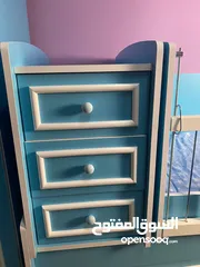  4 سرير طفل و منز كهربائي