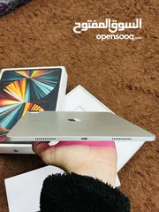  5 Ipad pro (12.9inche) M1+ keyboard+قلك الاصلي  اقراء الاعلان كامل قبل الاتصال