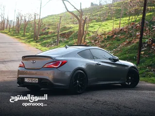  5 هونداي جينيسس كوبيه جير عادي