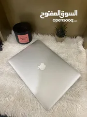  3 Apple Mac مستعمل شبه جديدا ونظيف