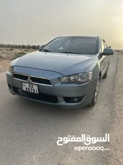  3 ميتسوبيشي فراشة 2011