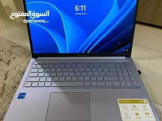  3 Laptop Asus Vivobook 15 15.6in Intel i5-1240P 12GB 512GB SSD Win11 F1502ZA-SB56
