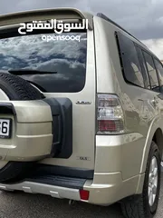  4 مستوبيشي باجيرو موديل 2014 وارد الشركه مالك اول