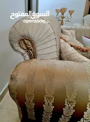  16 طقم كنب ايطالي فاخر  نخب4 قطع 7   مقاعد و 4 قطع.  1 كبير + 3 طاولات