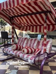  7 طقم راتان 5 مقاعد.     مع طاولة وسط  تتوفر جميع الالوان ويتوفر طقم سباعي ومراجيح