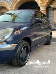  8 دايهاتسو سيريون 2001