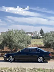  2 Bmw 520i e39 بي ام دبليو دب جير عادي الرجاء التواصل على رقم بالاعلان  ا2003