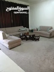  11 شقة سكنية للبيع