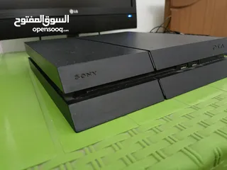  3 بلاي ستيشن  4للبيع ذاكره408gb سعر 200 الف و بي مجال أو مراوس باكس بوكس سيريس اس و ادفع فوكا فرق