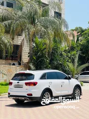  3 كيا سورينتو