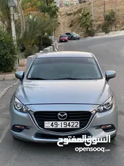  22 مازدا زوم 3 -  2019  بسعر 11600 دينار  كاش لون سلفر    لم تعمل سياحي او تطبيقات نهائي