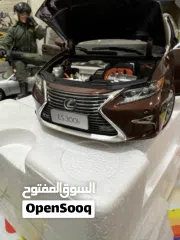  2 للبيع مجسم لكسز es 1/18