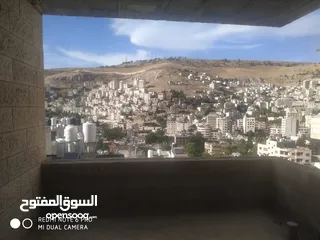  4 شقه عظم للبيع منطقه جميله وهادئه
