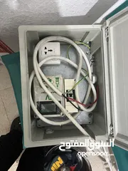  4 Rev D (rav-4) charging cable with the charging box   ‏Rev D  شاحن سيارة (rav-4) مع صندوق الشاحن