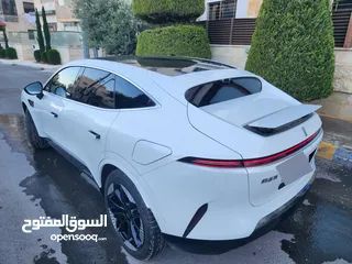  3 شانجان افاتار موديل 2023 AVATR 11 دفع كلي AWD وثنائي