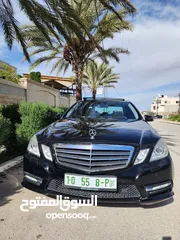  4 مرسيدس E200