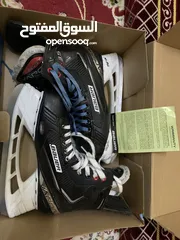  3 Bauer vapor x3.5 sr skates