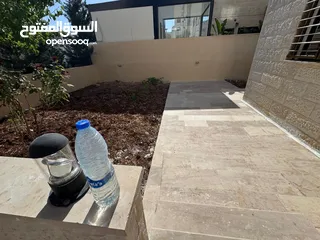  17 شقة سوبر ديلوكس ارضي مع حديقة