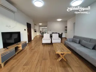  6 شقة مفروشة فخمة مع حديقة خاصة للإيجار في عين منجد