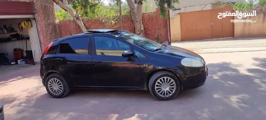  2 فيات جراند بونتو 2010