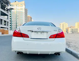  2 A Beautiful and Well Maintained INFINITI M35 WHITE 2008 GCC FULL OPTIONS
