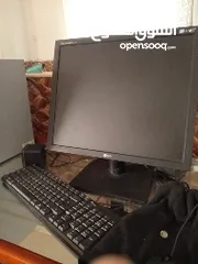 1 كمبيوتر بحال الوكاله