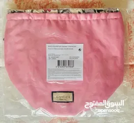  6 شنطة/ باوتش غوتشي اصلي جديد لم يستخدم من قبل للبيع