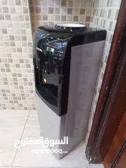  3 كولر ماء نوعيه ممتازه جدا جديد مش مستخدم غير شهر واقل جلتينو لسا عليه وكاله الكولر كلو شغال ميه لميه