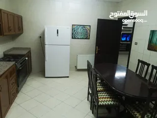  26 شقة مفروشة للايجار اربع وثلاث غرف نوم في الرابية يومي اسبوعي