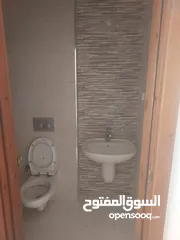  19 شقه مدخل خاض خلف مستشفى رام الله