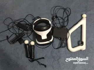  5 بلاي ستيشن 4 مع ألعاب وإكسسوارات