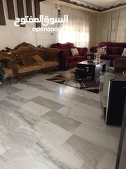  12 فيلا للبيع  البيادر قرب مسجد حسين خوجا في ارقى المناطق اول بدايه ابو السوس مقبل مشروع الجامعه الجديد
