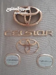  1 للبيع شعارات  toyota Celsior gold ذهبي يعتبر من نوادر