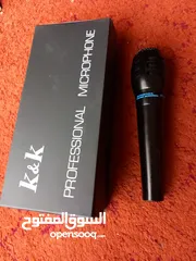 2 ميكرفونات professional  mic ماركة K & K جديد مع علبة خاصة السعر 2.5 دينار