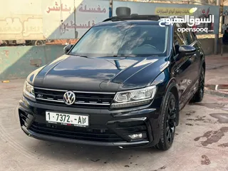  1 Tiguan R Line