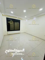  9 شقة فاخرة - لم تسكن - طريق المطار - 3نوم 2ماستر - 205م - أول  - تستحق المشاهدة