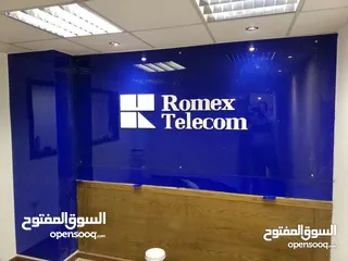  25 تصميم وتنفيذ الارمات بكل انواعها وطباعه وتلزيق الستكر والسي ثرو