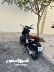  4 سكوتر ابريليا 150 cc