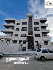  2 في اجمل مناطق الجبيهة شقة طابق اول 145م للبيع