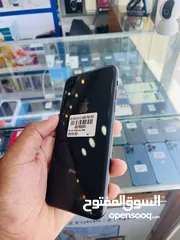  4 iPhone Xr 128gb available very good condition