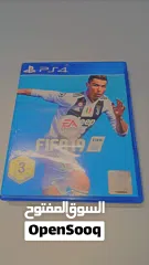  7 بلايستيشن4 مستعمل بحاله ممتازه جدا معاه يد ولعبة فيفا 19.ولعبة وكراش