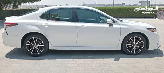  11 Toyota Camry SE 2018