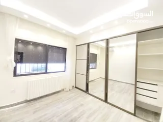  9 شقة غير مفروشة للإيجار 200م2 ( Property 19443 )-174977282
