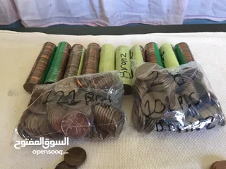  15 عملات معدنية مختلفة من دول مختلفة عربية و عالمية