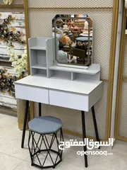  1 تواليت للصبايا  فاخر بتصميم عصري مع الكرسي اجعلي غرفتك أكثر أناقة وتنظيمًا مع هذا التواليت المميز