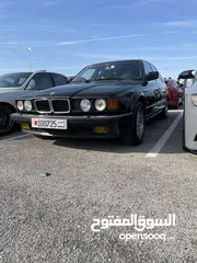  22 BMW 740i للبيع