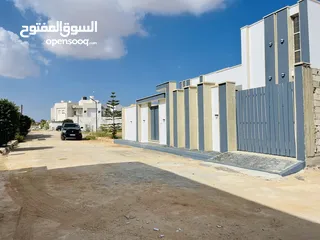  4 فيلا مركبات بني 2024