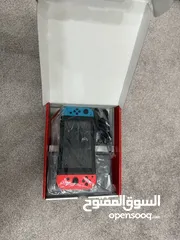  3 نينتاندو سويتش أمريكي مستعمل 3 اشهر بحاله الوكااااله ولا خدشه يا دوب مستعمل مع لعبه ماريو هديه