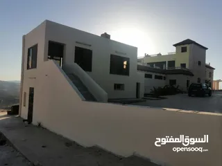  25 قصر على أعلى نقطة خربة الطوي على 10 دنمات