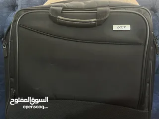 6 لابتوب ايسر كور i3 مستعمل استعمال بسيط للتواصل على الرقم يلي بلوصف